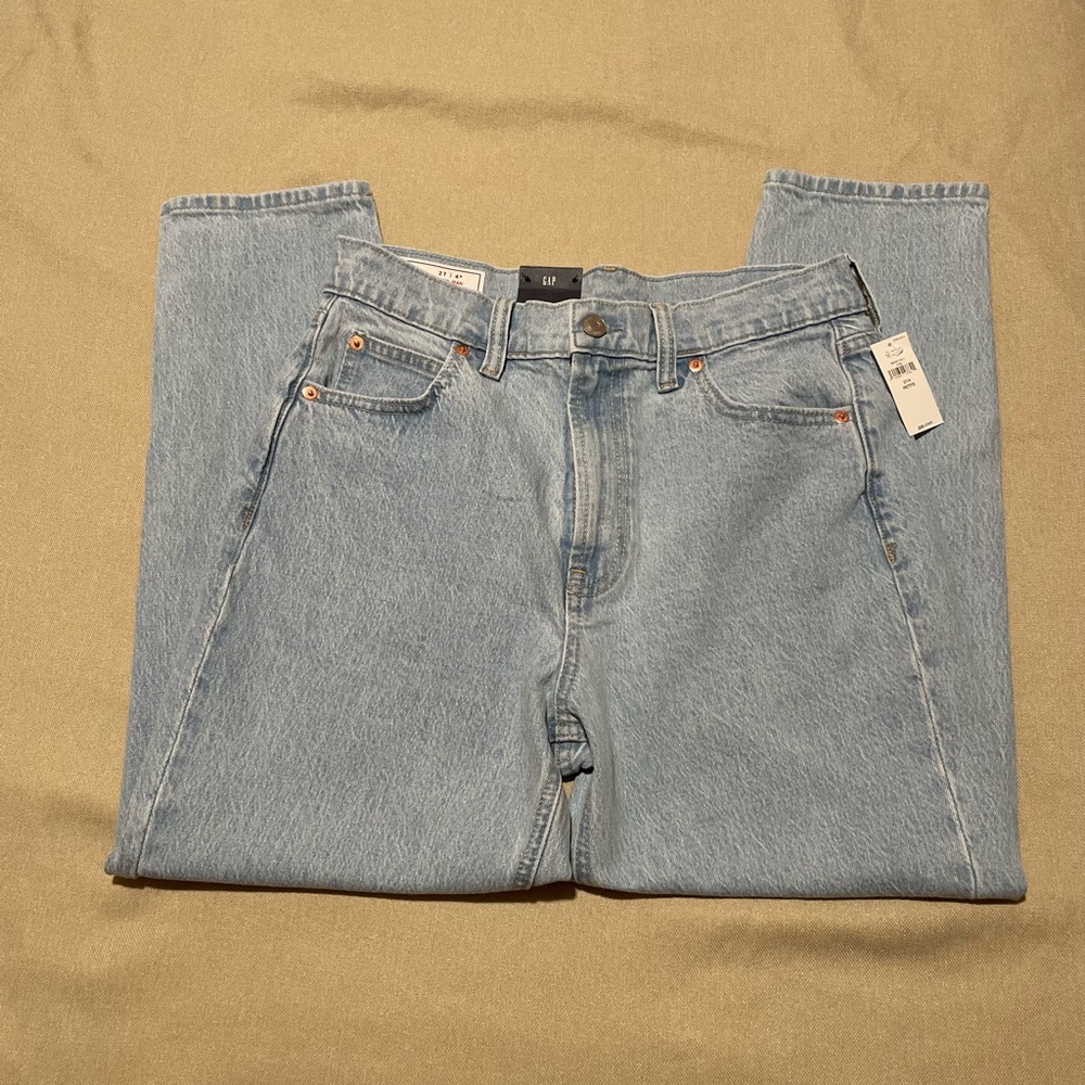 Sky High Rise Mom Jeans With Washwell
